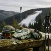 Comment la webcam de Prabouré guide le choix de votre équipement de nuit et de visibilité en ski et snowboard